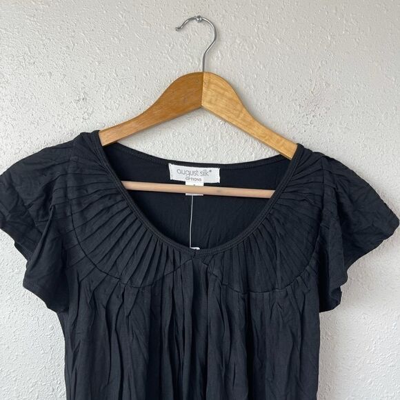 NWT August Silk Women’s Top Size Medium - Picture 2 of 5